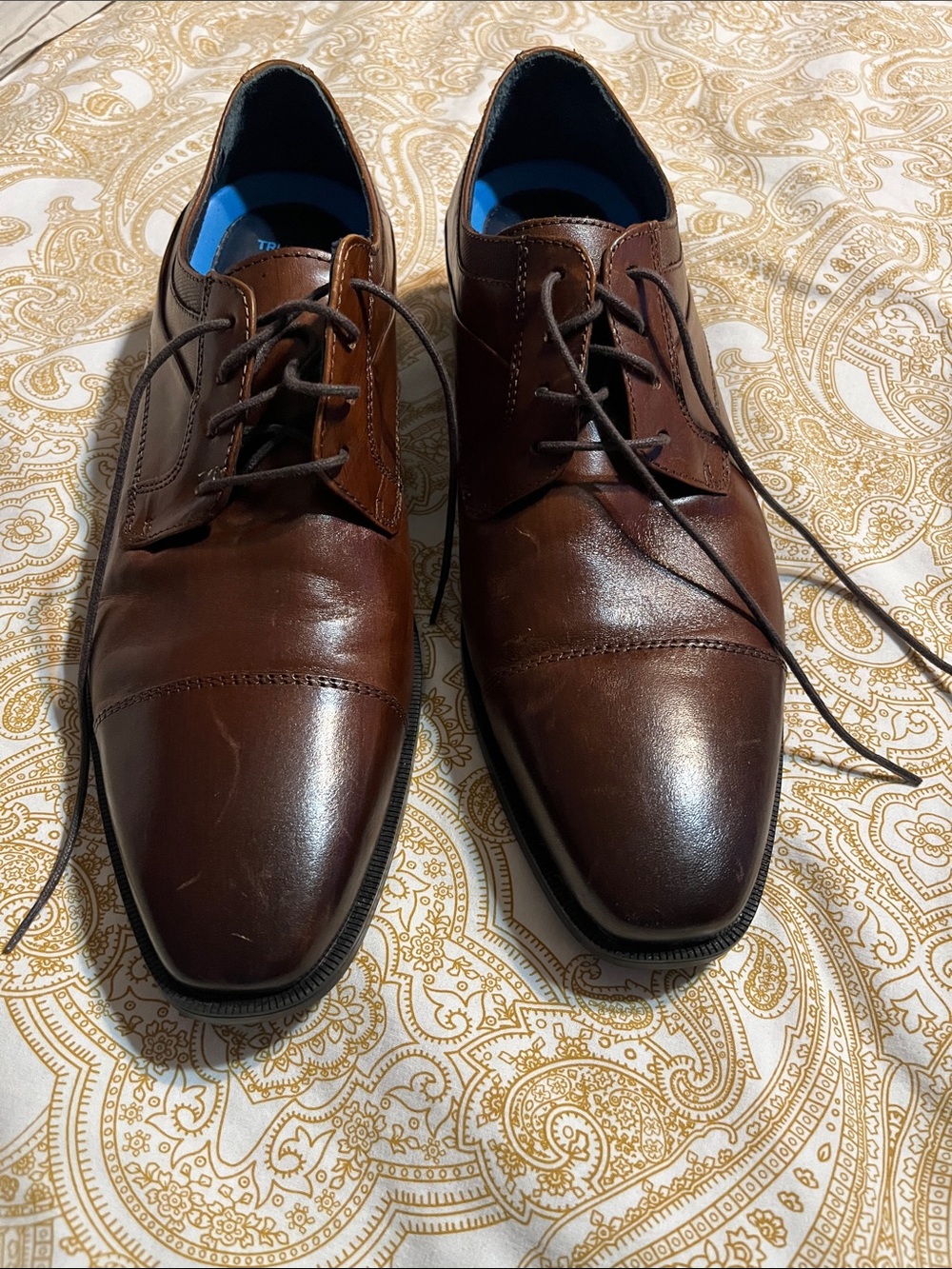 Johnston & Murphy Brown Leather Derby Shoes - Picture 3 of 8